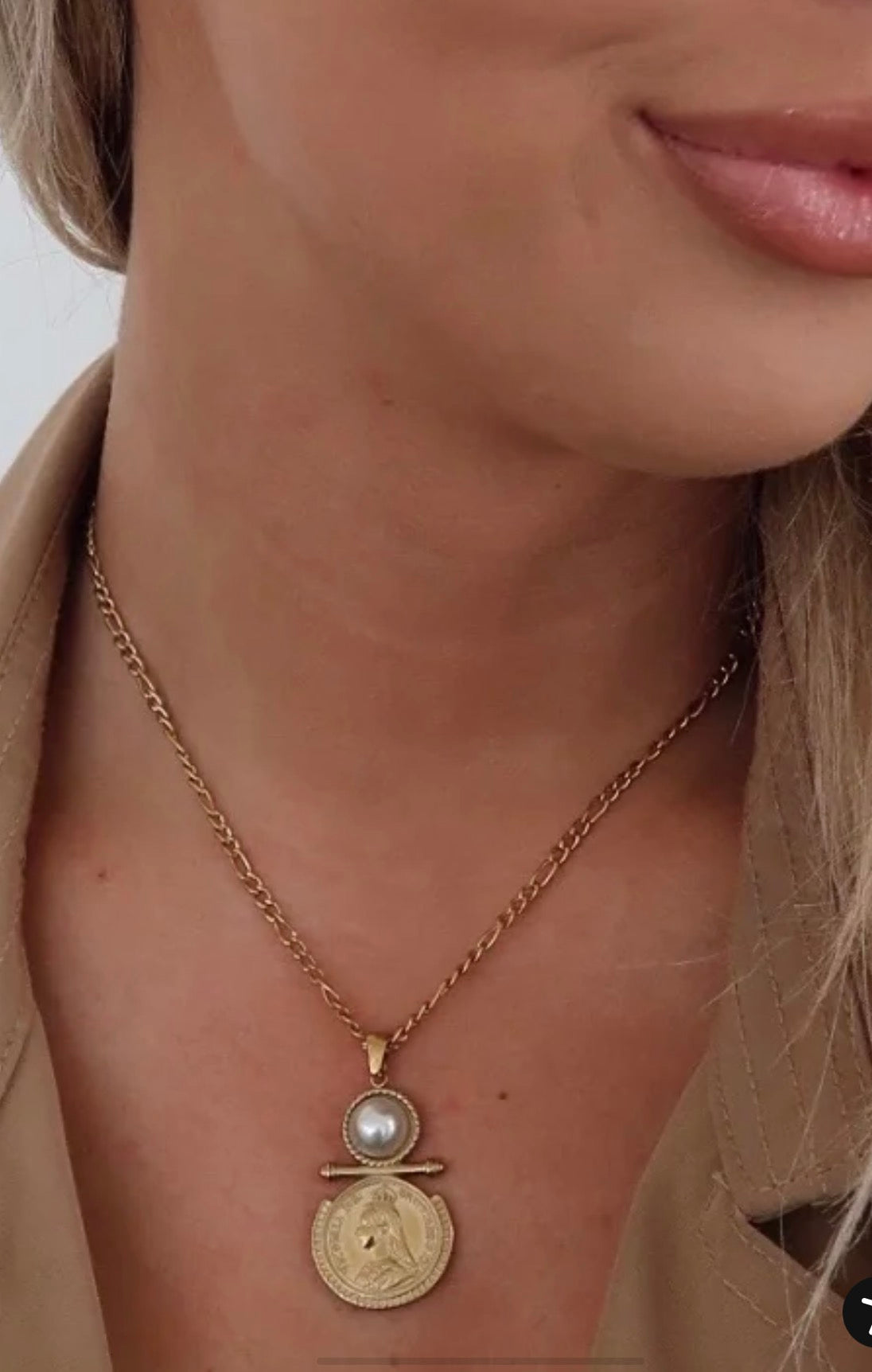 Macy Necklace