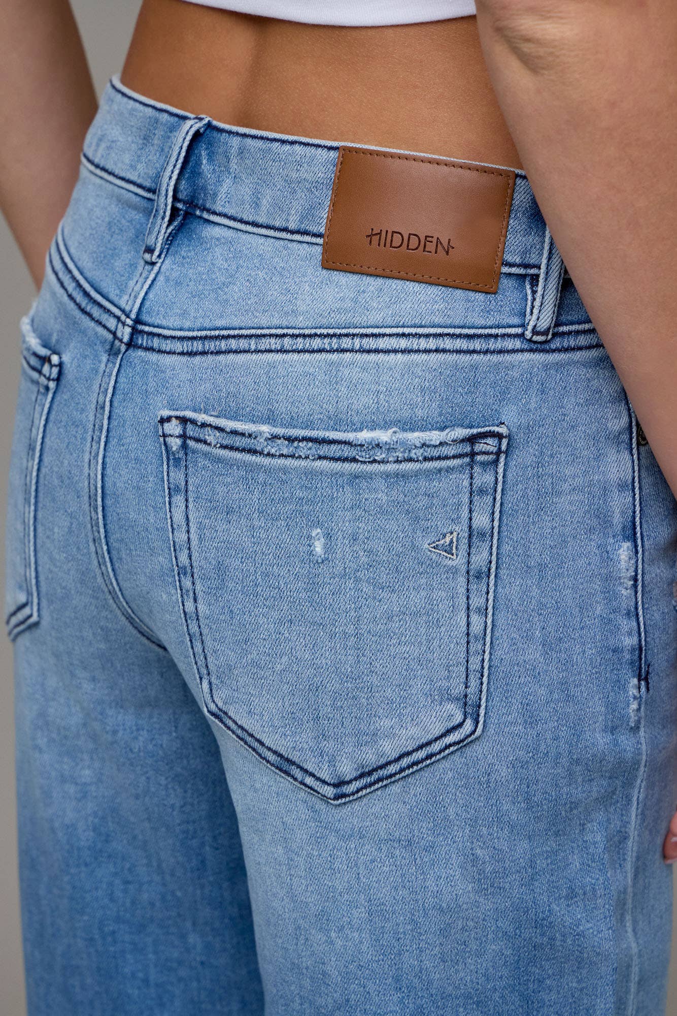 Hidden Logan Medium Wash Mid Rise Dad Jean