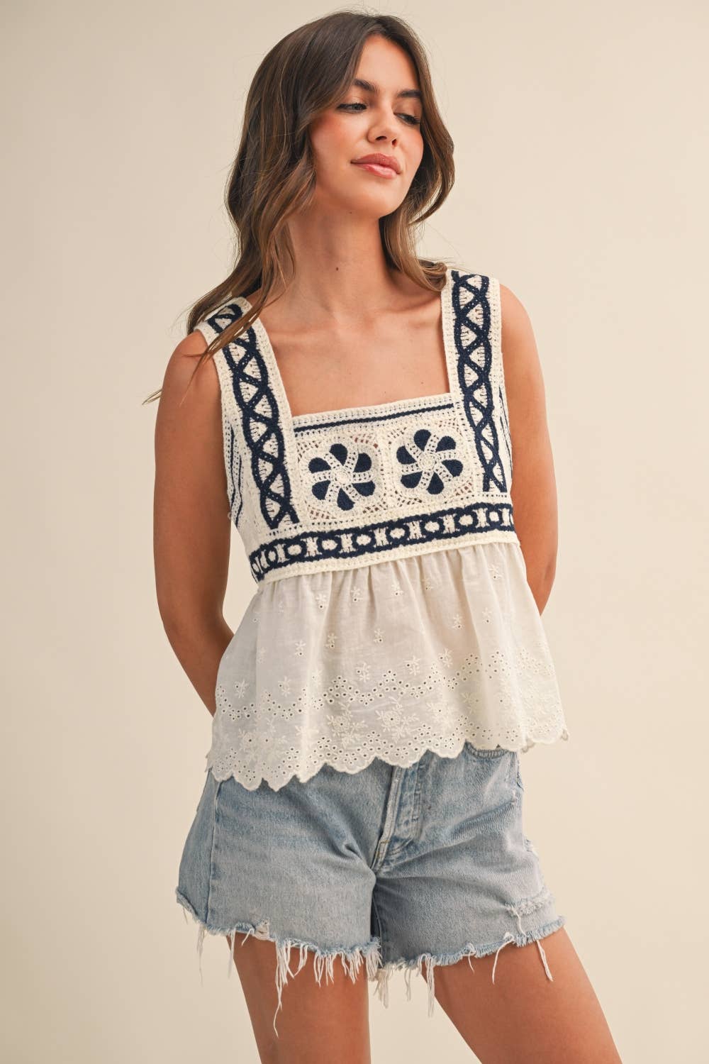 IT4527 CROCHET CAMI TOP / UNLINED