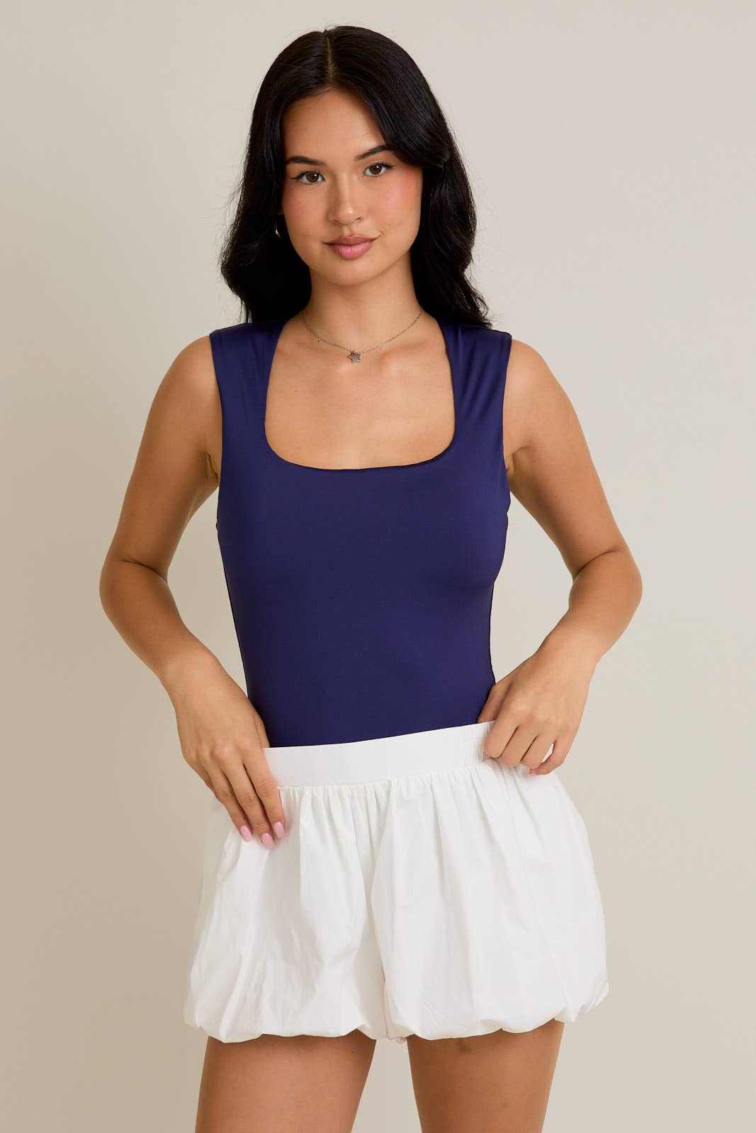 SQUARE NECK SLEEVELESS BODYSUIT