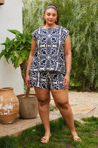 Plus Size Printed Shorts With Elastic Back