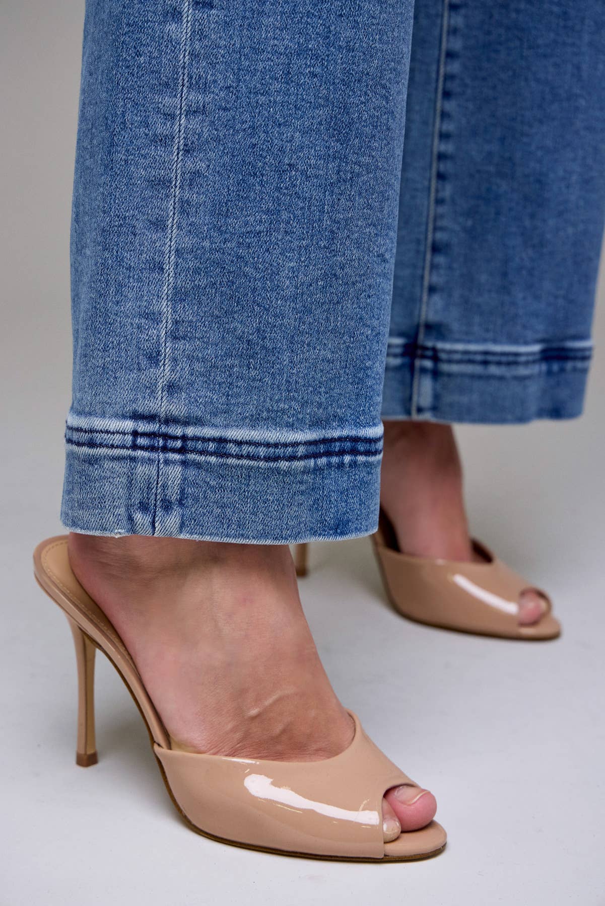Hidden Nori Jeans