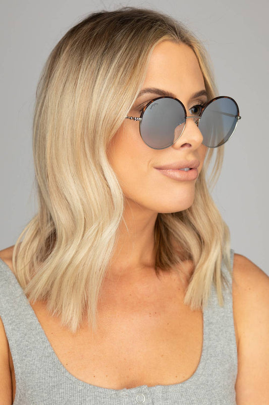 Farrah Blue Round Sunglasses